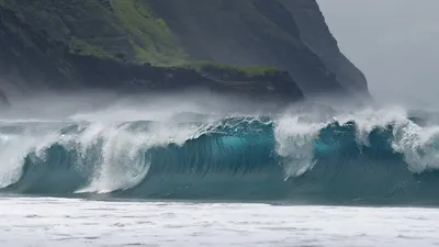 Powerful Ocean Wave Crashing Near Nature Wallpaper 4K 1918x1078 Near, Ultrawide