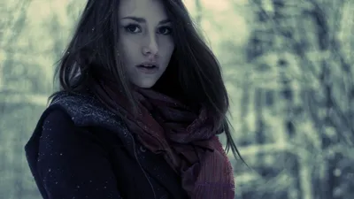 Brunette Woman Long Hair Wearing Nature Wallpaper 4K 2560x1440 Hd, Pc, Desktop, Wallpaper, Featuring, A, Beautiful, Brunette, Woman, Long, Hair, Wearing, Gray, Ultrawide, QHD