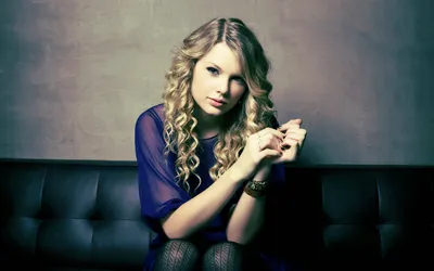 Calm Taylor Wallpaper Black/Dark Wallpaper 4K 1680x1050 Hd, Pc, Desktop, Wallpaper, Featuring, Taylor, Swift, With, Curly, Hair, Wearing, Dark, Gray, Ultrawide