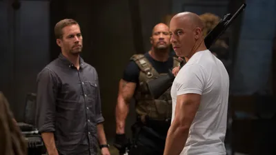 Serene Paul Wallpaper Abstract Wallpaper 4K 2880x1620 Paul, Walker, Dwayne, Johnson, And, Vin, Diesel, As, Brian, 039, Conner, Luke, Gray, White, Ultrawide, QHD