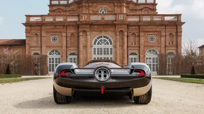 Pagani Huayra Front Elegant World Wallpaper 4K 3840x2160 A, Pagani, Huayra, Parked, In, Front, Of, An, Elegant, Historic, Building, Serving, Brown, Gray, White, Ultrawide, 4k