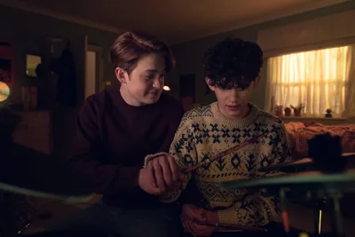 Heartstopper Show Two Teens Share Abstract Wallpaper 4K 3000x2000 Heartstopper, Tv, Show, Two, Teens, Share, A, Tender, Handholding, Moment, Warm, White, Brown, Landscape, QHD