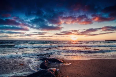Sunset Tranquil Ocean Colorful Reflecting Nature Wallpaper 4K 1920x1280 A, Stunning, Sunset, Over, Tranquil, Ocean, With, Colorful, Clouds, Reflecting, Water, Nature, Gray, Landscape, Full HD