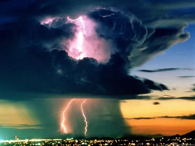 Depicting Dramatic Lightning Wallpaper 4K, Nature category