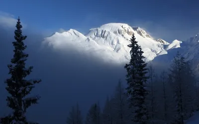 Mountain Landscape Shrouded Mist Snow Nature Wallpaper 4K 2560x1600 A, Stunning, Mountain, Landscape, Shrouded, In, Mist, Featuring, Snow-covered, Peaks, Tall, Evergreen, White, Brown, Ultrawide, QHD