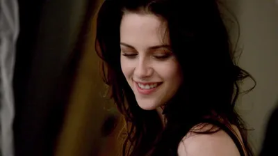 Bright Actress Wallpaper Black/Dark Wallpaper 4K 1850x1038 Hd, Wallpaper, Of, Actress, Kristen, Stewart, With, A, Smile, Her, Face, Hair, Gray, Ultrawide