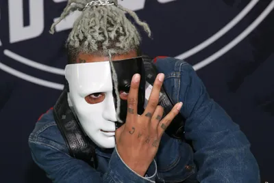 Vivid Xxxtentacion Wallpaper Black/Dark Wallpaper 4K 2500x1678 Hd, Desktop, Wallpaper, Featuring, Xxxtentacion, Wearing, A, Half-white, Half-black, Mask, Posing, His, White, Landscape, Full HD