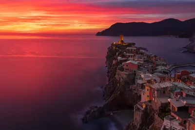 Dark Sunset Wallpaper World Wallpaper 4K 3000x2000 Sunset, Over, Vernazza, Village, In, Cinque, Terre, With, Vibrant, Horizon, Casting, Warm, Red, Brown, Landscape, QHD