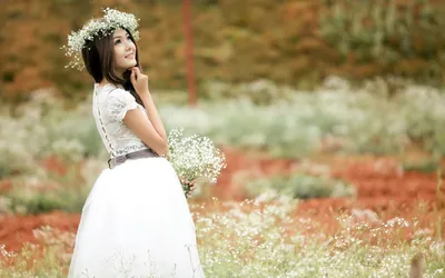 Dreamy Woman Wallpaper Nature Wallpaper 4K 1920x1200 Hd, Desktop, Wallpaper, Featuring, A, Woman, In, White, Dress, Flower, Crown, Reflecting, Ultrawide, Full HD