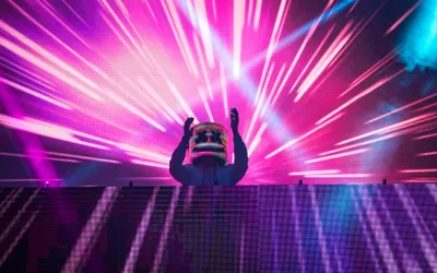 Vivid Marshmello Wallpaper Abstract Wallpaper 4K 3840x2400 Hd, Desktop, Wallpaper, Of, Dj, Marshmello, Performing, With, Vibrant, Pink, Blue, Lights, White, Ultrawide, 4k