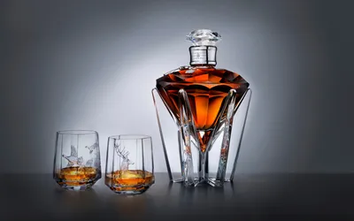 Crystal Decanter Filled Abstract Wallpaper 4K 2880x1800 A, Stunning, Hd, Desktop, Wallpaper, Featuring, Crystal, Decanter, Filled, Rich, Amber, Liquor, White, Gray, Ultrawide, QHD