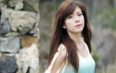 Sleek Asian Wallpaper Abstract Wallpaper 4K 1920x1200 Hd, Desktop, Wallpaper, Featuring, An, Asian, Woman, With, Long, Hair, Standing, Outdoors, White, Ultrawide, Full HD