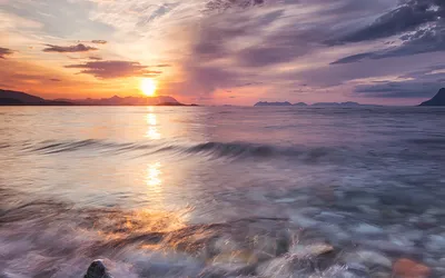 Vibrant Sunset Calm Waters Nature Wallpaper 4K 1920x1200 A, Stunning, Hd, Desktop, Wallpaper, Showcasing, Vibrant, Sunset, Over, Calm, Waters, Gentle, Gray, Ultrawide, Full HD
