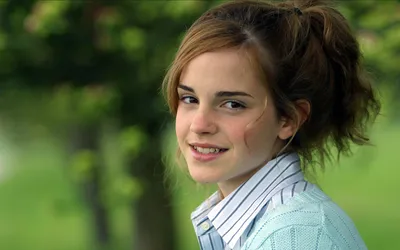 Crisp Celebrity Wallpaper Abstract Wallpaper 4K 1920x1200 Hd, Desktop, Wallpaper, Featuring, Celebrity, Emma, Watson, Smiling, While, Wearing, Light, Blue, White, Gray, Ultrawide, Full HD