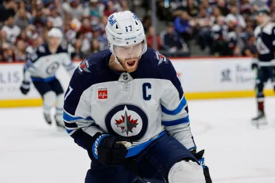 Calm Hockey Wallpaper Games Wallpaper 4K 2560x1706 Hd, Hockey, Wallpaper, Featuring, A, Winnipeg, Jets, Nhl, Player, Action, *ice, During, White, Ultrawide, QHD
