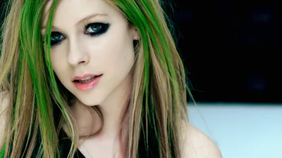 Dark Avril Wallpaper Black/Dark Wallpaper 4K 1920x1080 Hd, Desktop, Wallpaper:, Of, Avril, Lavigne, With, Long, Hair, Featuring, Green, Highlights, Gray, White, Ultrawide, Full HD