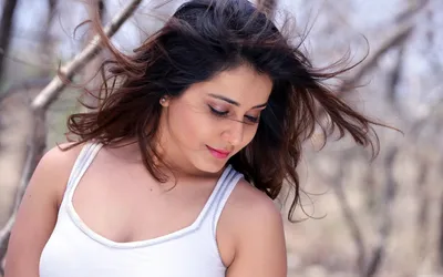 Bright Celebrity Wallpaper Abstract Wallpaper 4K 1920x1200 Hd, Desktop, Wallpaper, Featuring, Celebrity, Rashi, Khanna, With, Serene, Expression, Set, Against, White, Ultrawide, Full HD