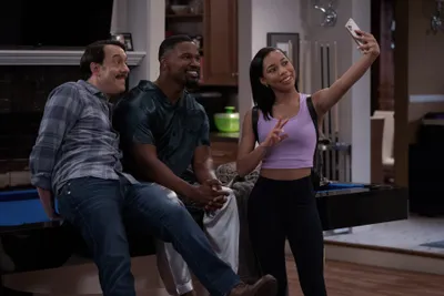 Epic Jamie Wallpaper Animals Wallpaper 4K 3600x2401 Jamie, Foxx, Shares, A, Fun, Moment, On, The, Set, Dad, Stop, Embarrassing, Gray, Landscape, QHD