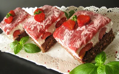 Crisp Three Wallpaper Abstract Wallpaper 4K 3200x2000 Hd, Pc, Desktop, Wallpaper, Featuring, Three, Slices, Of, Layered, Strawberry, Cake, Fresh, White, Ultrawide, QHD