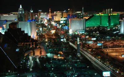 Vibrant Illuminated Man Cityscape World Wallpaper 4K 1680x1050 Hd, Desktop, Wallpaper, Showcasing, The, Vibrant, Illuminated, Man-made, Cityscape, Las, Vegas, Night, Gray, Brown, Ultrawide