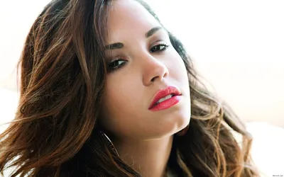 Radiant Close Wallpaper Abstract Wallpaper 4K 1920x1200 Close-up, Portrait, Of, Demi, Lovato, With, Flowing, Hair, Bold, Lips, Set, Against, White, Ultrawide, Full HD