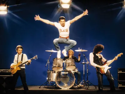 Dreamy Queen Wallpaper Abstract Wallpaper 4K 1600x1200 Hd, Desktop, Wallpaper, Of, Queen, Band, Performing, On, Stage, Lead, Singer, Mid-air, White, Gray, Landscape