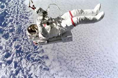 Nasa Astronaut White Spacesuit Floating Space Wallpaper 4K 3000x1995 Hd, Desktop, Wallpaper, Showing, A, Nasa, Astronaut, In, White, Spacesuit, Floating, Above, Gray, Ultrawide, QHD