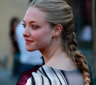 Serene Close Wallpaper Abstract Wallpaper 4K 3940x3502 Close-up, Portrait, Of, Amanda, Seyfried, With, A, Braided, Hairstyle, Captured, High, Detail, Gray, Square, 4k