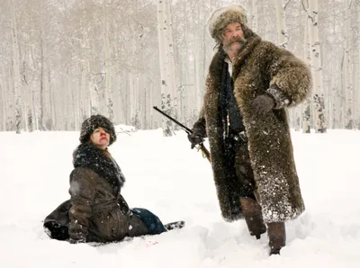 Golden Jennifer Wallpaper Abstract Wallpaper 4K 2048x1526 Jennifer, Jason, Leigh, Kurt, Russell, Movie, The, Hateful, Eight, Desktop, White, Landscape, Full HD