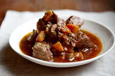 Dark Hearty Wallpaper Cars Wallpaper 4K 3900x2589 Hearty, Beef, And, Vegetable, Stew, In, A, White, Bowl, Rich, Tomato, Broth, Ultrawide, 4k