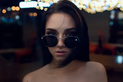 Bokeh Sunglasses Brunette Portrait Abstract Wallpaper 4K 2000x1333 Bokeh, Sunglasses, Brunette, Portrait, Woman, Model, Hd, Desktop, White, Brown, Ultrawide, Full HD