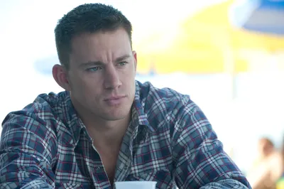 Dreamy Close Wallpaper Abstract Wallpaper 4K 6144x4088 Close-up, Of, American, Actor, And, Celebrity, Channing, Tatum, Blue, Plaid, Shirt, Captured, White, Ultrawide, 4k