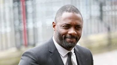 British Actor Celebrity Idris Abstract Wallpaper 4K 2880x1620 British, Actor, Celebrity, Idris, Elba, Hd, Desktop, Wallpaper, White, Ultrawide, QHD