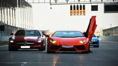 Three Dynamic Cars Red Doors Cars Wallpaper 4K 1920x1080 A, Striking, Hd, Desktop, Wallpaper, Featuring, Three, Dynamic, Cars, Red, Lamborghini, Doors, White, Ultrawide, Full HD