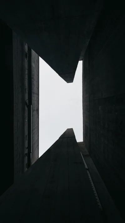 Radiant Low Wallpaper Wallpaper 4K, Black/Dark category