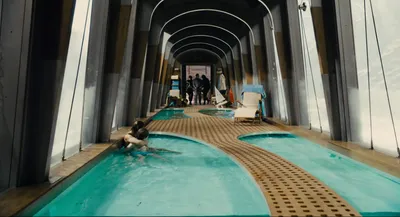 Snowpiercer Futuristic Train Cars Wallpaper 4K 1919x1042 Hd, Desktop, Wallpaper, Of, Snowpiercer, Showing, A, Futuristic, Train, Car, Pool, Passengers, Gray, Ultrawide