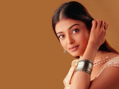Moody Celebrity Wallpaper Abstract Wallpaper 4K 2048x1536 Hd, Desktop, Wallpaper, Of, Celebrity, Aishwarya, Rai, Featuring, Close-up, Her, Gracefully, Posing, Brown, Landscape, Full HD