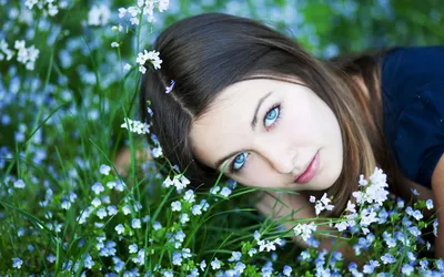 Woman Captivating Blue Eyes Lies Nature Wallpaper 4K 1920x1200 A, Woman, With, Captivating, Blue, Eyes, Lies, Amidst, Lush, Field, Small, White, Ultrawide, Full HD