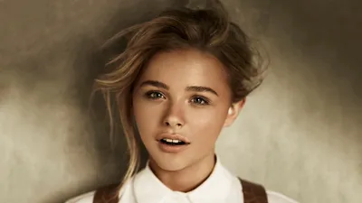 Captivating Chlo Grace Moretz Abstract Wallpaper 4K 1920x1080 A, Captivating, Hd, Desktop, Wallpaper, Featuring, Chloë, Grace, Moretz, Showcasing, Her, Gray, Ultrawide, Full HD