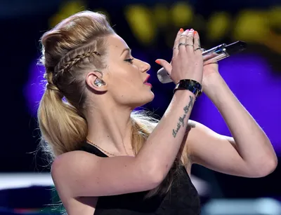 Iggy Azalea Australian Rapper Abstract Wallpaper 4K 3000x2304 Iggy, Azalea, The, Australian, Rapper, And, Singer, Passionately, Performs, Into, Microphone, Showcasing, Gray, Red, Landscape, QHD