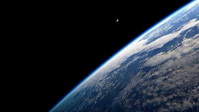 Space Planet Orbit Space Wallpaper 4K 2048x1152 Hd, Pc, Desktop, Wallpaper:, Space, View, Of, A, Planet, Orbit, Curved, Cloud-covered, White, Ultrawide, Full HD