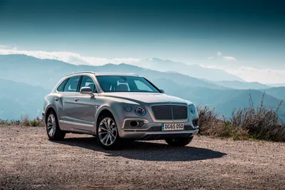 Misty Silver Wallpaper Nature Wallpaper 4K 5157x3438 Silver, Bentley, Bentayga, Suv, Parked, On, A, Gravel, Road, Misty, Mountain, Landscape, Gray, White, 4k