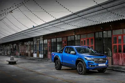Blue Chevrolet Colorado Car Industrial Cars Wallpaper 4K 4096x2731 Blue, Chevrolet, Colorado, Car, Parked, By, An, Industrial, Warehouse, Under, String, Lights, Gray, Landscape, 4k