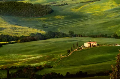 Serene Landscape Captures Nature Wallpaper 4K 2048x1365 A, Serene, Landscape, Captures, Rolling, Green, Hills, And, Quaint, Farmhouse, Creating, Stunning, Brown, Gray, Ultrawide, Full HD
