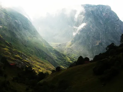 Crisp Mist Wallpaper Nature Wallpaper 4K 2816x2112 Mist, Rises, Over, Green, Mountains, In, Asturias, Spain, Showcasing, Region, 039, Natural, White, Landscape, QHD