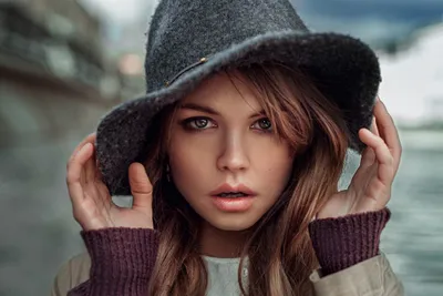 Vivid Brunette Wallpaper Abstract Wallpaper 4K 2048x1368 A, Brunette, Woman, With, Green, Eyes, Wearing, Hat, Featured, Desktop, Bokeh, Tagged, Brown, Gray, Landscape, Full HD