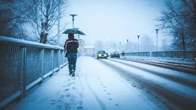 Winter Snowy Bridge Car Nature Wallpaper 4K 1920x1080 Hd, Winter, Desktop, Wallpaper, Showing, A, Snowy, Bridge, Car, Headlights, Pedestrian, Holding, White, Ultrawide, Full HD