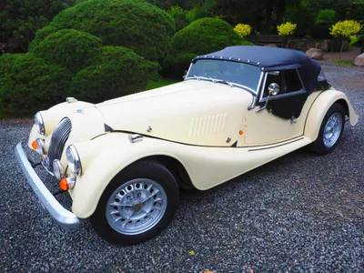 Serene Cream Wallpaper Abstract Wallpaper 4K 4608x3456 A, Cream-colored, Vintage, Morgan, Plus, 8, Roadster, Parked, Gravel, Captured, Detailed, Ultra, White, Landscape, 4k