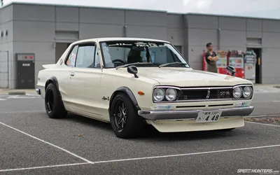 Classic Vehicle Low Slung Vintage Cars Wallpaper 4K 1920x1200 Classic, Nissan, Vehicle, Low-slung, Vintage, Coupe, With, Black, Wheels, Parked, Urban, White, Ultrawide, Full HD