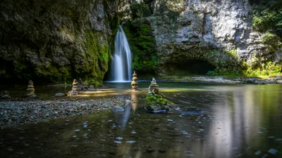 Serene Waterfall Cascading Tranquil Pool Nature Wallpaper 4K 3840x2160 A, Serene, Scene, Of, Waterfall, Cascading, Into, Tranquil, Pool, Surrounded, Mossy, Rocks, Gray, Ultrawide, 4k